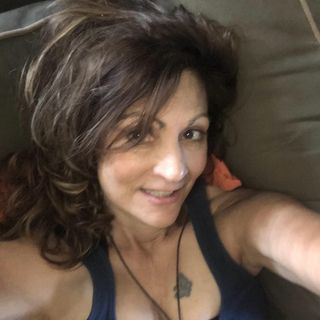 Emily R., verified VivoGut customer from Oregon